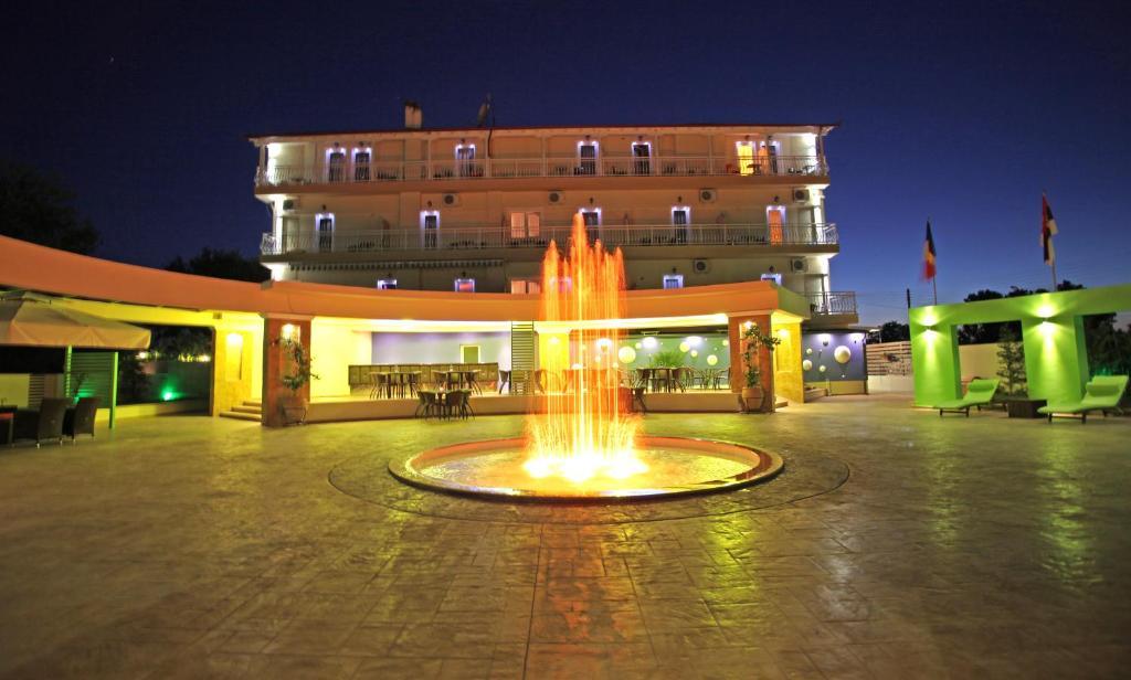 Hotel Dias Olympiaki Akti Exterior photo